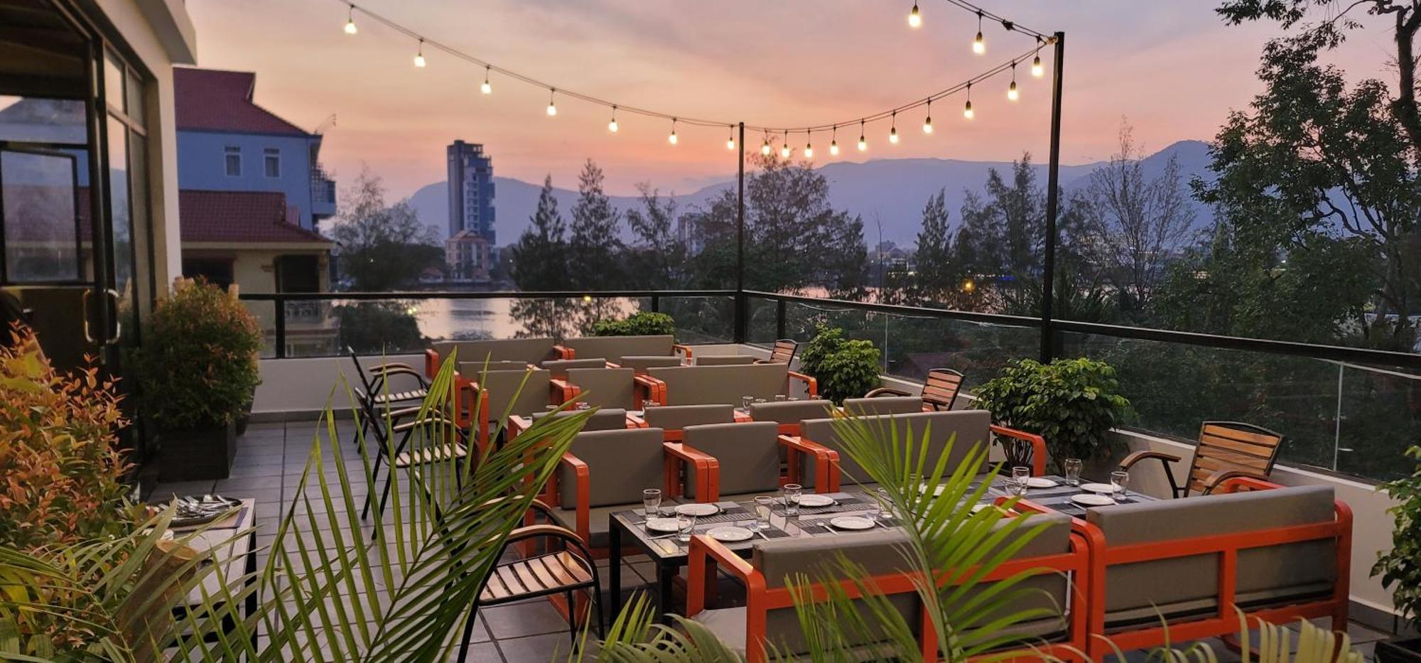Park Inn Boutique And Hostel Kampot Exterior photo